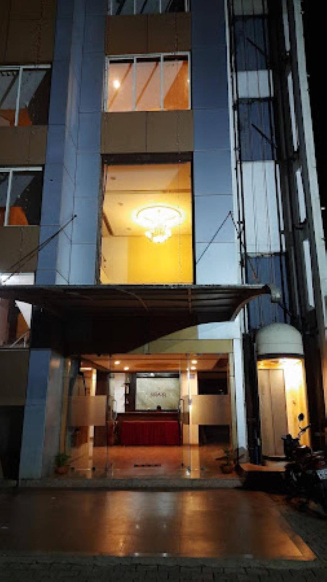 Hotel Maratha Palace,Satara Exterior photo